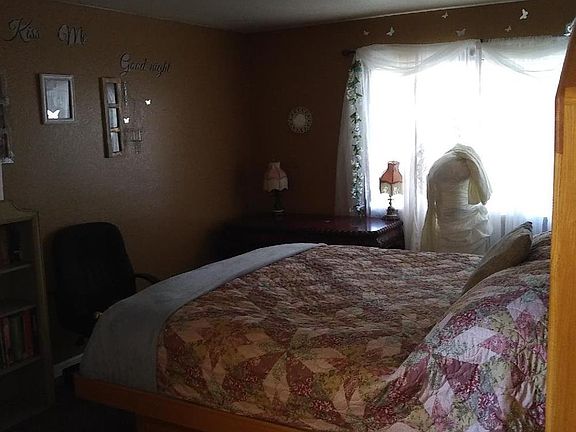 5th image of 13542 Monterey Way