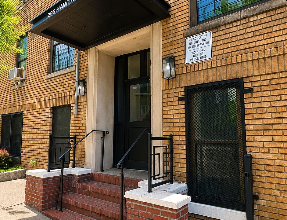 1st image of 297 Hawthorne Ave #3F