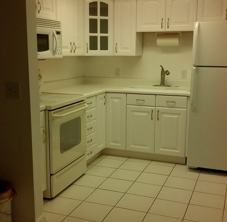 1st image of 1409 Lake Ave APT 3