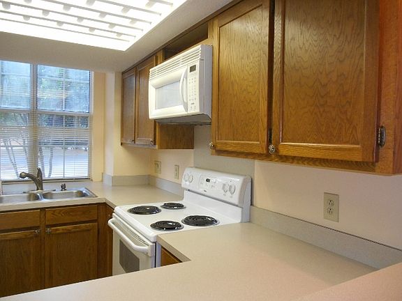 5th image of 5307 Amity Springs Dr