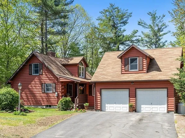 3 Noel Dr, Ashburnham, MA 01430