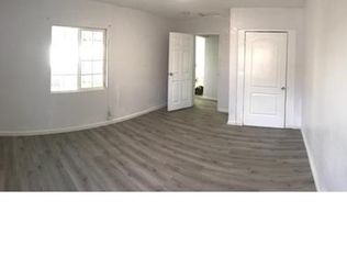 1816 E 105th St, Los Angeles, CA 90002