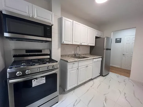 94-16 34th Road image 7 of 13