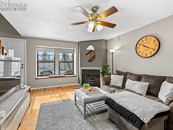 4th image of 6851 Mountain Top Ln