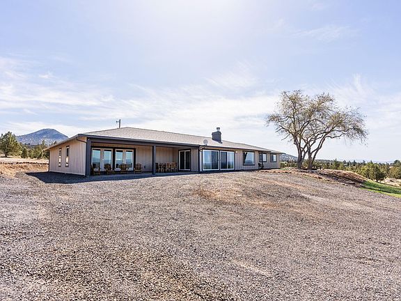 2nd image of 13774 SW Sego Lily Rd