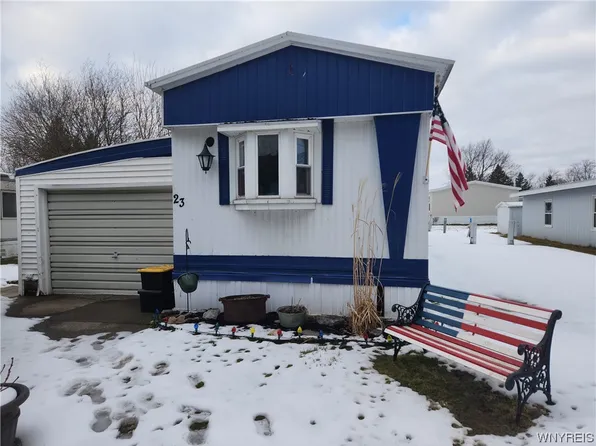 23 Quarry Hill Est, Akron, NY 14001