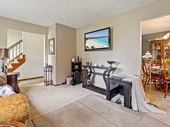 5th image of 2624 Coveview Dr