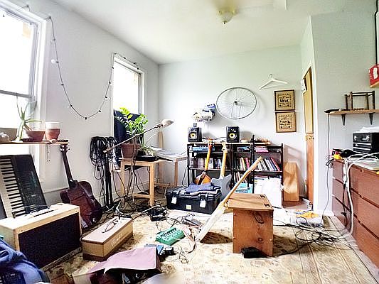 5th image of 37 Vernon Ave APT 3