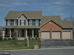 13557 Halifax Dr, Hagerstown, MD 21742