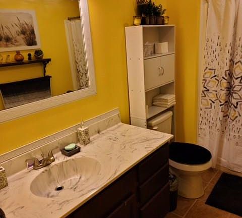 5th image of 1095 Biltmore Pl