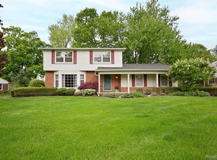 2648 Kopson Ct, Bloomfield Hills, MI 48304