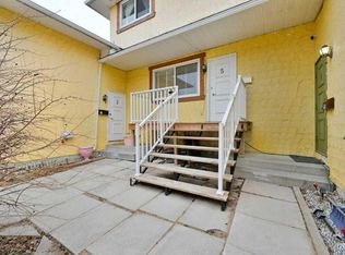 7740 W Hunterview Dr NW #5, Calgary, AB T2K5C9