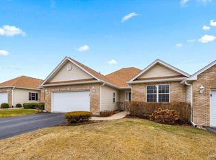 304 Garden Cir, Yorkville, IL 60560