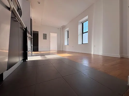 Rented by MLB ESTATES LLC | media 4