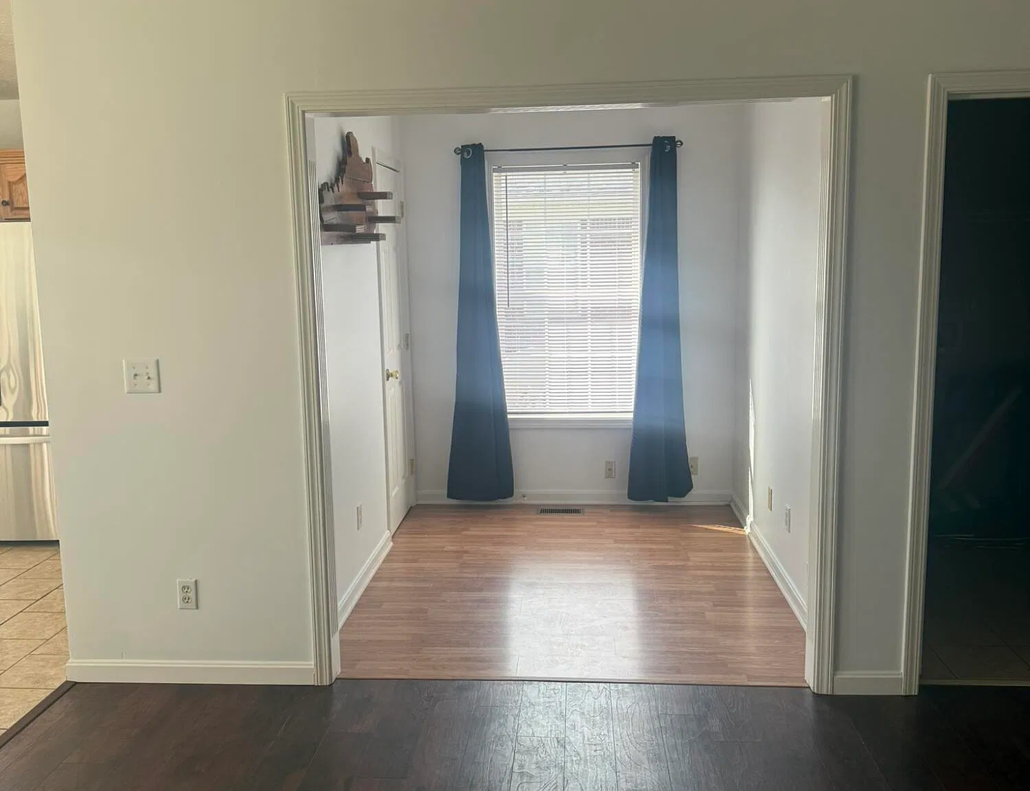 3 bed, 2.0 bath, 1738 sqft, $1,975 — Photo 4