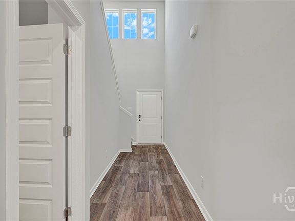 5th image of 130 Barefoot Drive