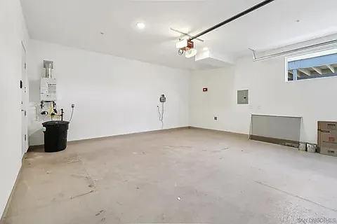 1166 Holly Ave #1 — Photo 38