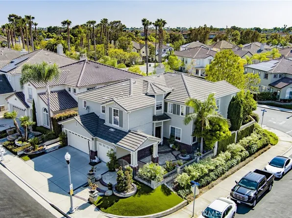 18675 Calera Ln, Huntington Beach, CA 92648