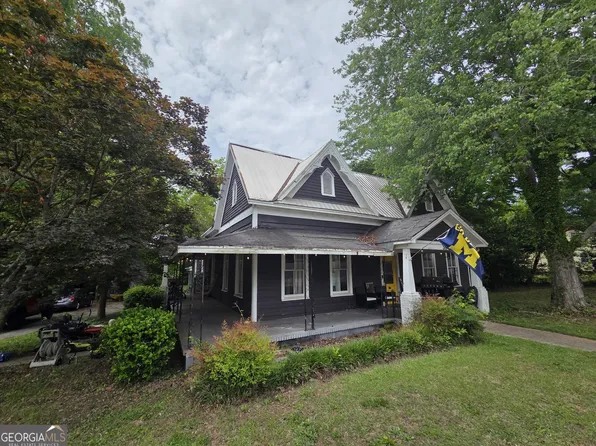 39 W Main St, Hampton, GA 30228