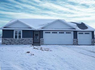 W5621 Tonys Way, Appleton, WI 54915