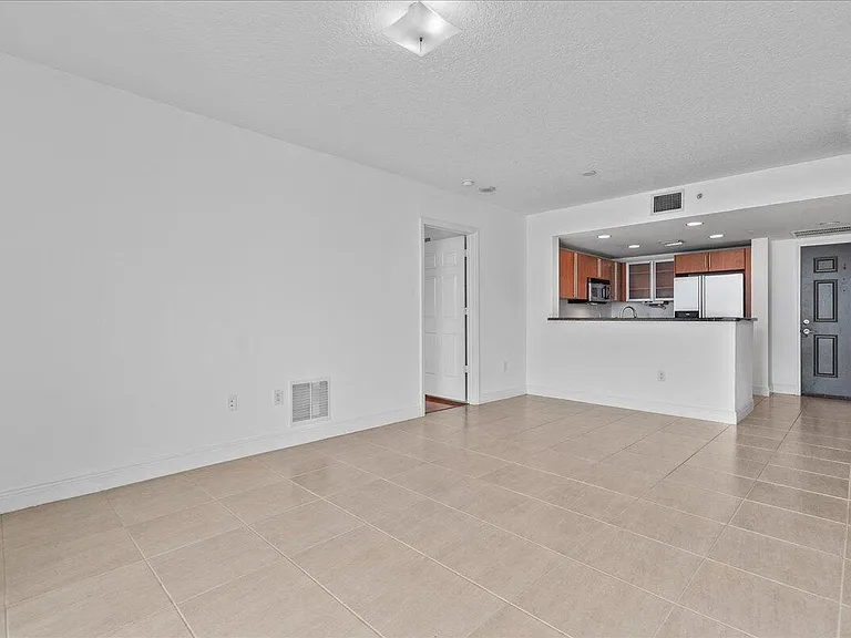 610 Clematis St #704 — Photo 9