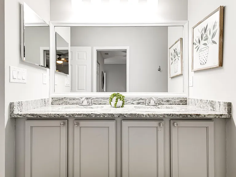 13354 Georgian Ct — Photo 20