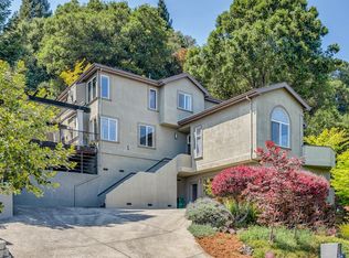 98 Barbara Rd, Orinda, CA 94563