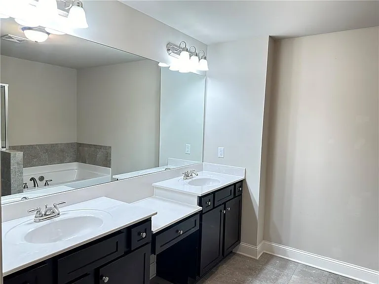 2045 Wheylon Dr — Photo 9