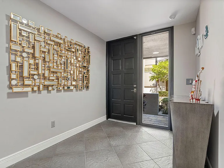 16 Portside Dr #16C — Photo 40