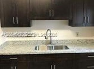 7820 W 29th Way APT 201, Hialeah, FL 33018