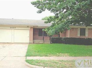 2420 Livenshire Dr, Garland, TX 75041