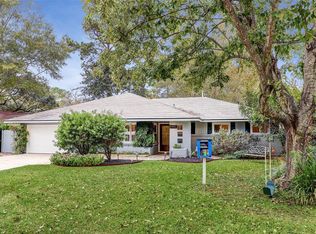 8440 Merlin Dr, Houston, TX 77055