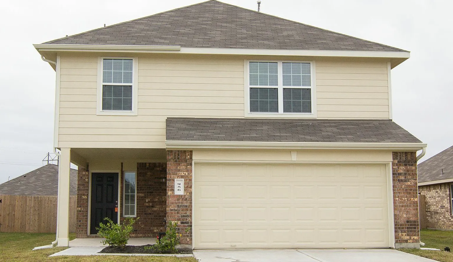 Saltgrass Crossing — Photo 1