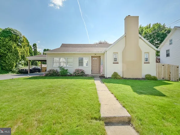 125 E Chestnut St, Ephrata, PA 17522