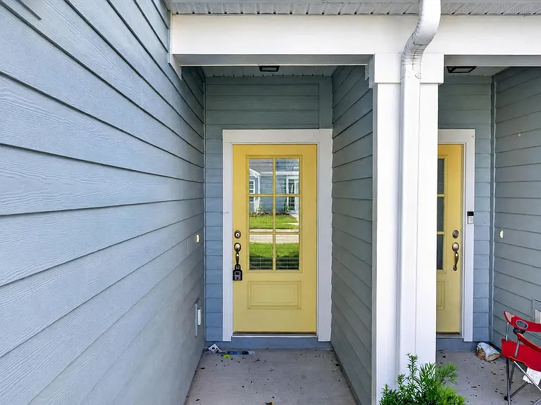 39 Mellowood Ln — Photo 2