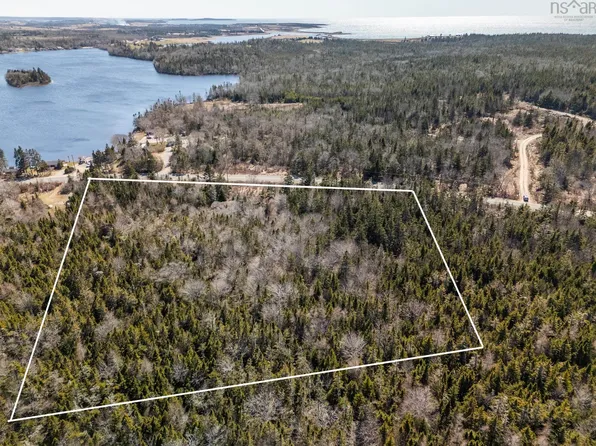 Ross Durkee Rd, Yarmouth, NS B5A 5K8
