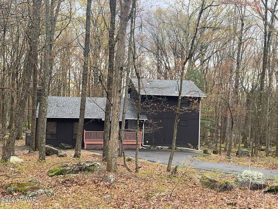 1st image of 127 Lincoln Dr