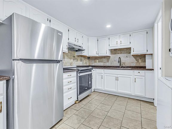 3rd image of 44 Somerset Road