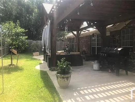 3713 Tulip Tree Dr — Photo 32