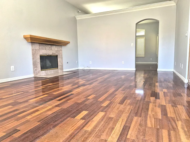 9985 Orange St — Photo 5
