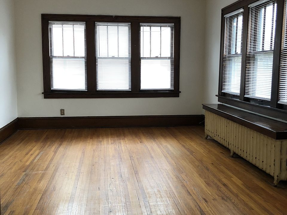 1st image of 3952 Elliot Ave #18053664