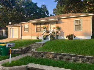 914 Richmond Rd, Texarkana, TX 75503