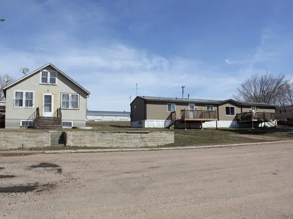 4610 51st Ave, Myrnam, AB T0B 3K0
