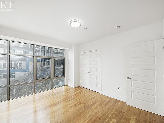 4th image of 9002 Queens Blvd APT 402