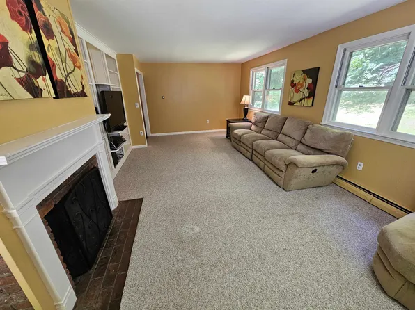 590 Woodbury Road, Springfield, VT 05156