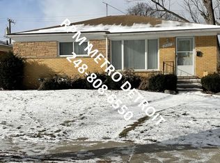 24221 Manistee St, Oak Park, MI 48237