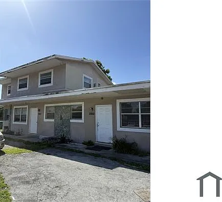2950 NW 64th St — Photo 1