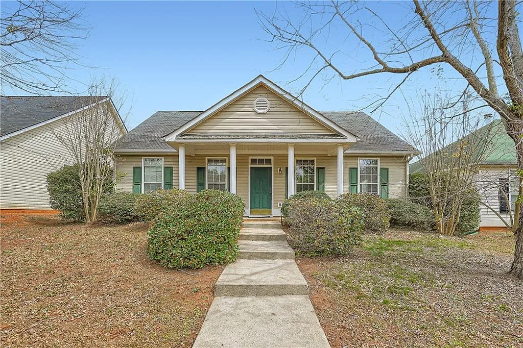 1265 Lafayette Sq photo 1