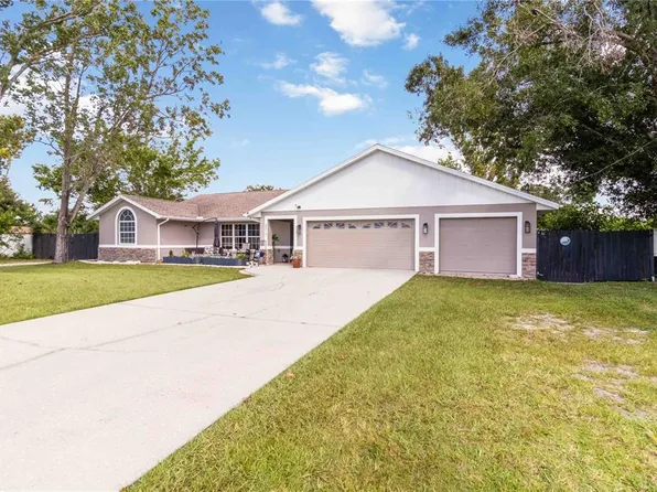 4913 37th St E, Bradenton, FL 34203