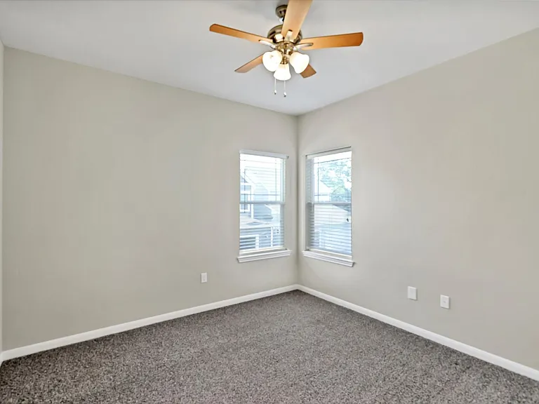 213 Grange St — Photo 11